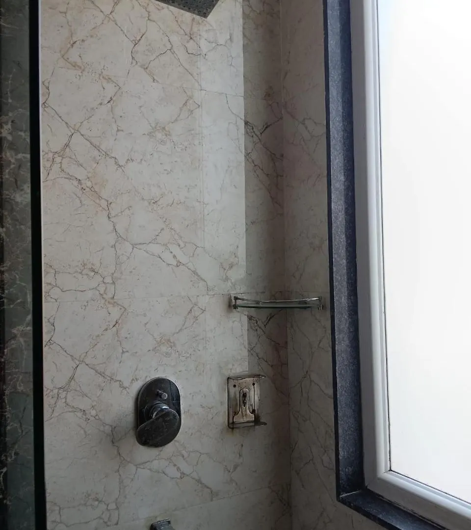 Hotel Florence I Business & Couple-Friendly I Near Artemis Hospital גורגאון