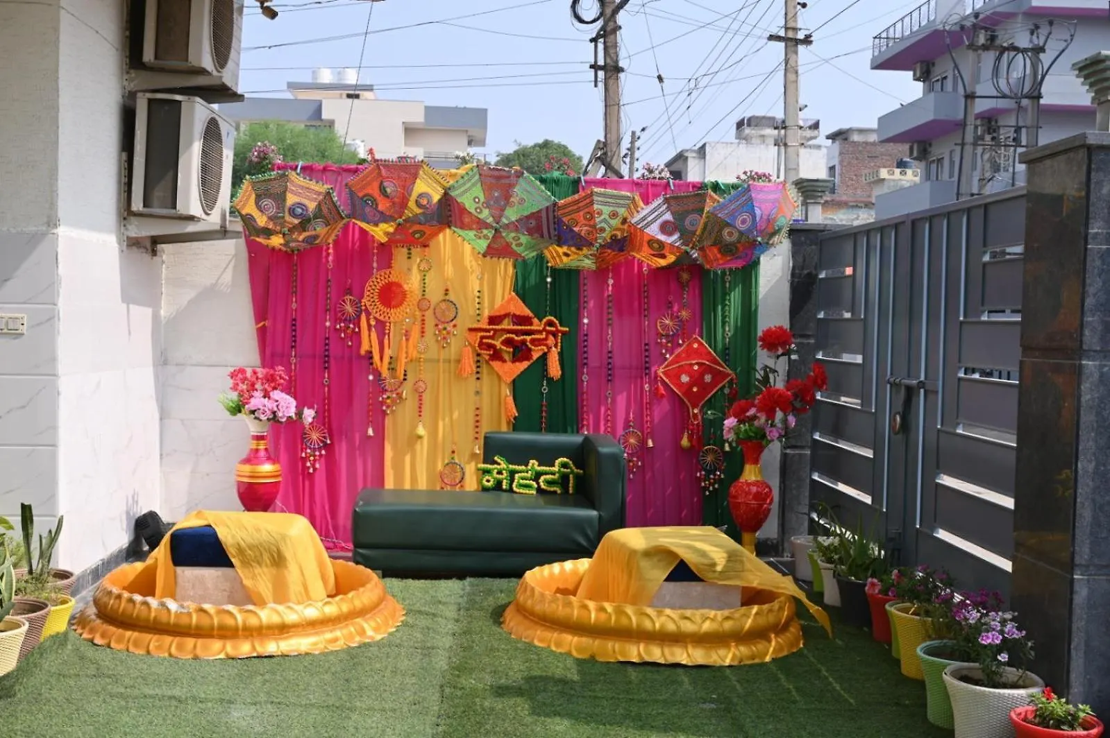 Hotel Florence I Business & Couple-Friendly I Near Artemis Hospital Gurgaon